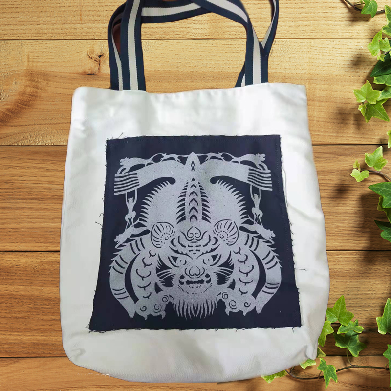 三合乡里手工背包